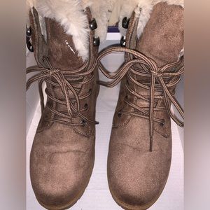 Women’s Boots